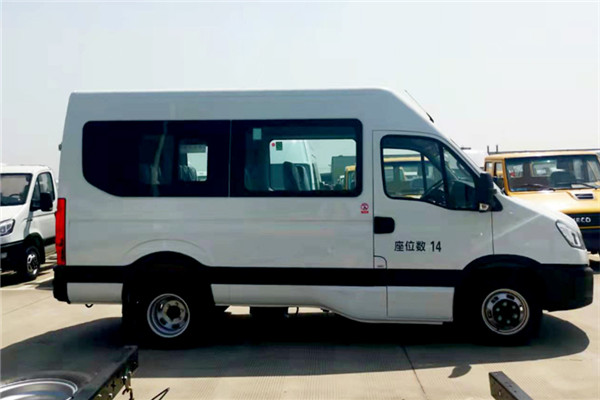 南京依維柯NJ6576EC客車（柴油國六10-14座）